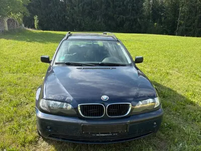 Gebraucht BMW 318 143 PS (105 kW) 2003 Blau Kombi