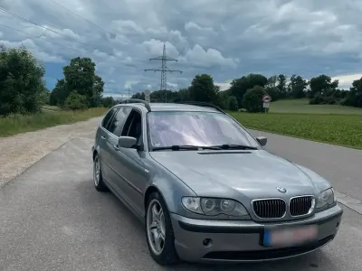 Gebraucht BMW 330 204 PS (150 kW) 2005 Silber Kombi