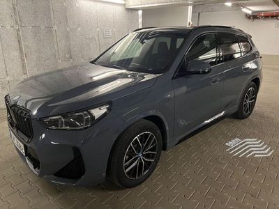 gebraucht BMW iX1 xDrive30 - HUD - Individual - Panorama - LED