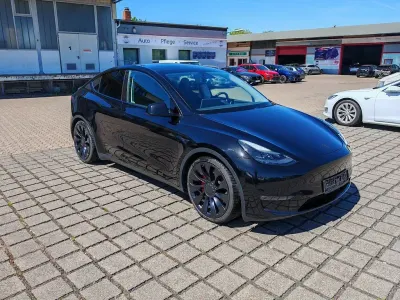 Gebraucht Tesla Model Y Performance 392 kW (534 PS) 2023 Schwarz SUV