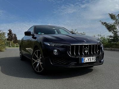 Andere farben Gebraucht 2017 Maserati Levante SUV | 22.000 € (Etwas zu teuer)