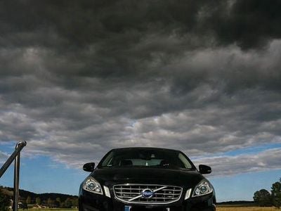 Gebraucht Volvo S60 Kinetic 150 PS (110 kW) 2011 Schwarz Limousine