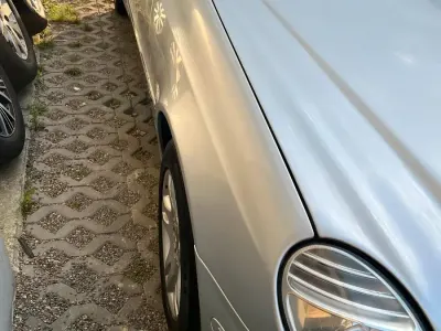 Gebraucht Mercedes E280 221 PS (162 kW) 2006 Grau Limousine