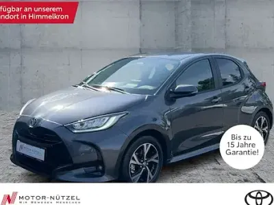 Ny Toyota Yaris Hybrid 116 HK (85 kW) 2025 Grå Sedan