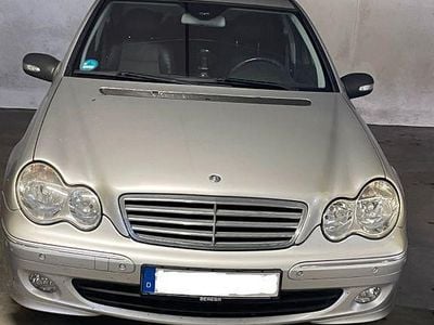 Mercedes C180