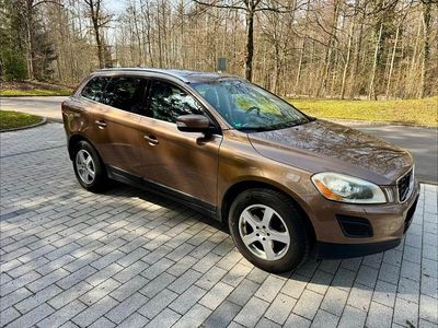 Gebraucht Volvo XC60 Summum 163 PS (119 kW) 2010 Beige SUV