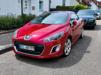 Gebraucht Peugeot 308 CC 156 PS (114 kW) 2012 Rot Cabrio
