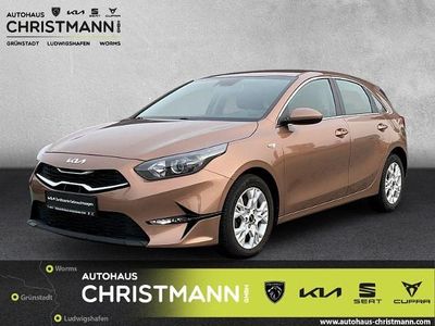 Gebraucht Kia Ceed Vision 120 PS (88 kW) 2022 Braun Kleinwagen