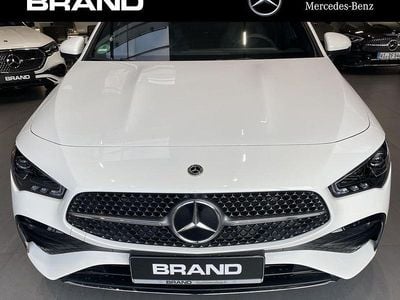 Gebraucht Mercedes CLA180 Shooting Brake AMG line 136 PS (100 kW) 2025 Weiß Kombi