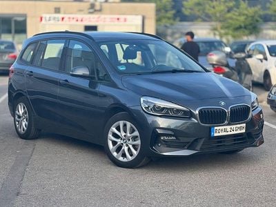 Grau Gebraucht 2021 BMW 220 Advantage Kombi | 25.900 € (Fairer Preis)