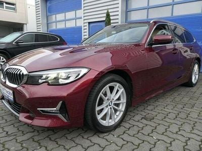 Gebraucht BMW 318 Luxury Line 150 PS (110 kW) 2022 Rot Kombi