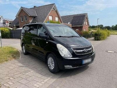Hyundai H-1