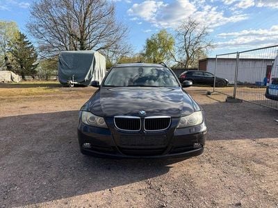 Gebraucht BMW 320 Sport Line 177 PS (130 kW) 2008 Schwarz Kombi