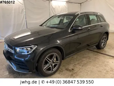 Używany Mercedes GLC200 AMG 197 KM (144 kW) 2020 Szary SUV