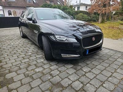 Gebraucht Jaguar XF 163 PS (119 kW) 2019 Schwarz Limousine