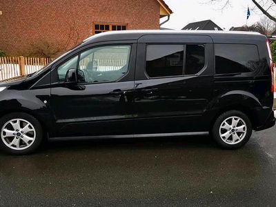 Gebraucht Ford Tourneo 120 PS (88 kW) 2018 Schwarz Kombi