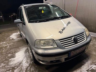 Gebraucht VW Sharan Comfortline 131 PS (96 kW) 2003 Silber Van / Kleinbus