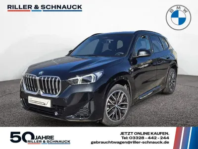 Gebraucht BMW X1 M Sport 136 PS (100 kW) 2025 Black sapphire SUV