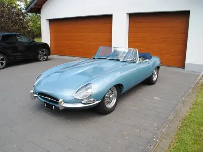 Używany Jaguar E-Type 224 KM (164 kW) 1964 Niebieski Kabriolet