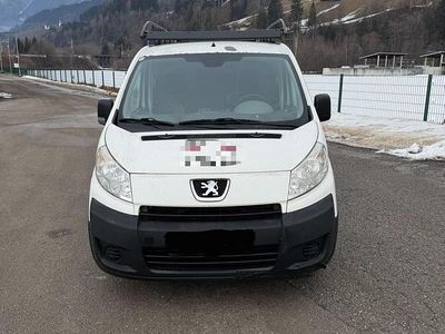 Gebraucht Peugeot Expert 94 PS (69 kW) 2012 Weiß Van