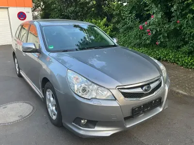 Gebraucht Subaru Legacy 150 PS (110 kW) 2010 Silber Kombi
