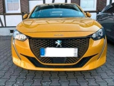 Peugeot e-2008