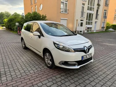 Gebraucht Renault Scenic E-Tech 131 PS (96 kW) 2016 Weiß Van / Kleinbus