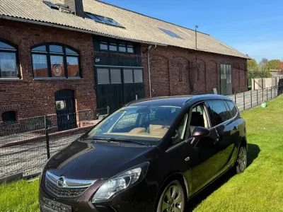Brugt Opel Zafira 140 HK (102 kW) 2012 Lilla MPV