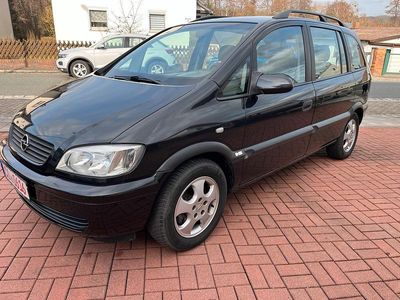 Gebraucht Opel Zafira 101 PS (74 kW) 1999 Schwarz Van / Kleinbus