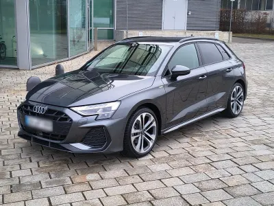 Gebraucht Audi A3 S-Line 150 PS (110 kW) 2025 Grau Limousine