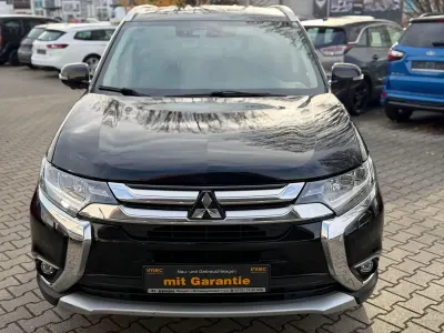 Gebraucht Mitsubishi Outlander Top 150 PS (110 kW) 2018 Schwarz SUV