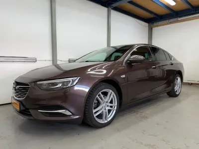 Gebraucht Opel Insignia Innovation 165 PS (121 kW) 2017 Braun Limousine
