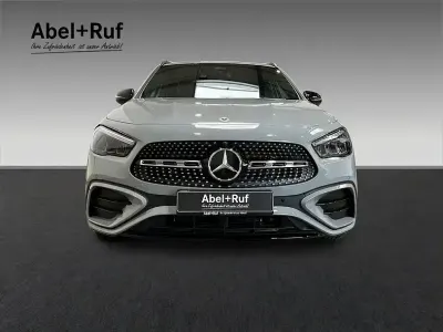 Gebraucht Mercedes GLA200 AMG 163 PS (119 kW) 2026 Grau SUV