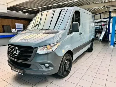 Gebraucht Mercedes Sprinter 150 PS (110 kW) 2023 Blau Van