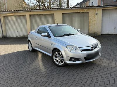 Gebraucht Opel Tigra 90 PS (66 kW) 2006 Silber Cabrio