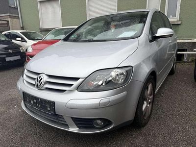 Gebraucht VW Golf VI Sportline 140 PS (102 kW) 2011 Reflexsilber metallic Kleinwagen