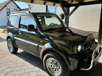 Gebraucht Suzuki Jimny 81 PS (59 kW) 1999 Schwarz SUV