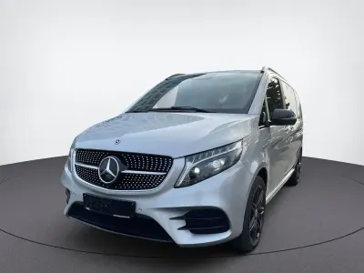 Gebraucht Mercedes V300 Night 237 PS (174 kW) 2022 Brillantsilber metallic Van / Kleinbus