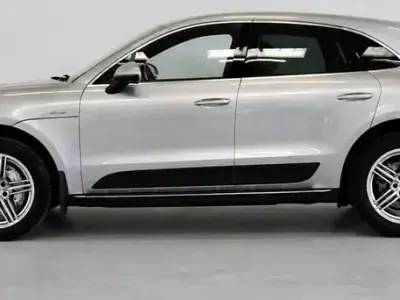 Gebraucht Porsche Macan 258 PS (189 kW) 2016 Rhodiumsilber SUV