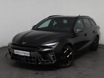 Gebraucht Cupra Leon 333 PS (244 kW) 2025 Schwarz, mitternachtsschwarz (0e) Kombi