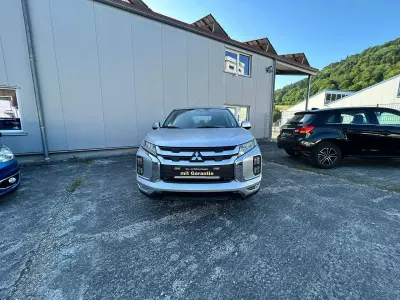 Gebraucht Mitsubishi ASX Intro Edition 150 PS (110 kW) 2020 Sterlingsilber (m) SUV