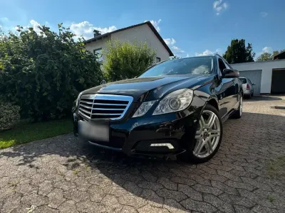 Gebraucht Mercedes E350 231 PS (169 kW) 2009 Schwarz Kombi