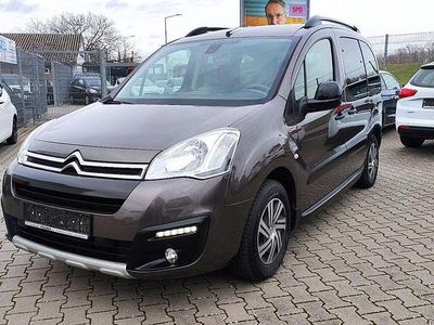 Gebraucht Citroën Berlingo XTR 120 PS (88 kW) 2016 Braun Van / Kleinbus