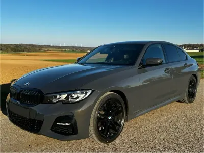 Gebraucht BMW 318 M Sport 150 PS (110 kW) 2020 Grau Limousine