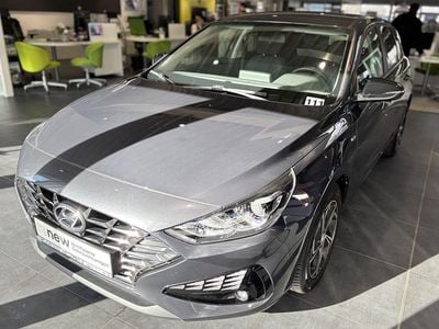 Usata Hyundai i30 Trend 160 CV (117 kW) 2023 Grigio Berlina