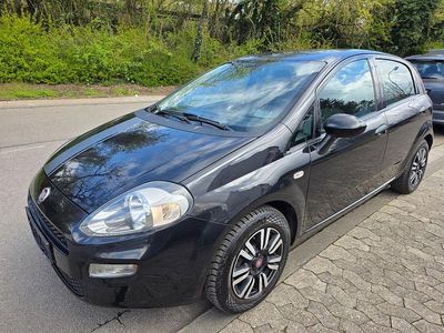 Gebraucht Fiat Punto Pop 69 PS (50 kW) 2015 Schwarz Kleinwagen