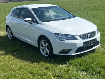 Usado Seat Leon SC Style 105 HP (77 kW) 2014 Branco Citadino