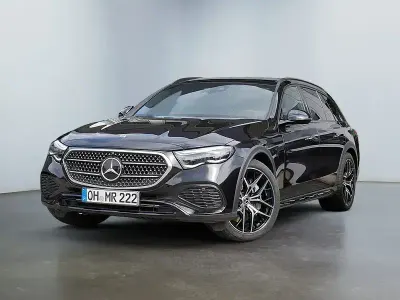 Gebraucht Mercedes E450 Avantgarde 367 PS (269 kW) 2025 Schwarz Limousine
