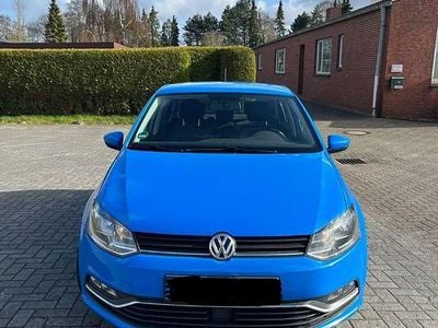 Usado VW Polo Comfortline 90 HP (66 kW) 2017 Azul Citadino