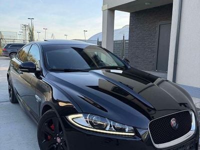 Gebraucht Jaguar XF R-Sport 200 PS (147 kW) 2014 Schwarz Limousine